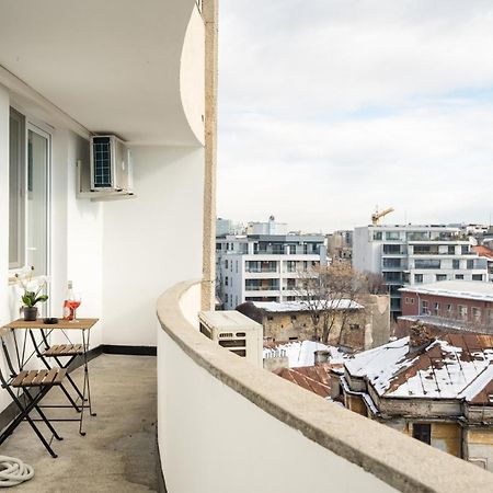 City View Apartment With Private Balcony Bukarest Exterior foto